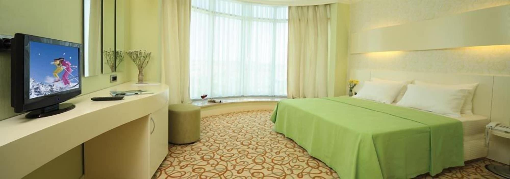 קוג'לי Double Royal Hotel מראה חיצוני תמונה