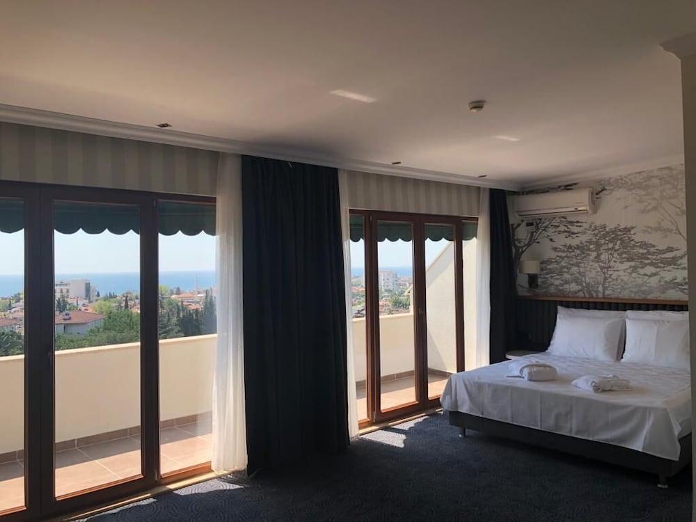 קוג'לי Double Royal Hotel מראה חיצוני תמונה
