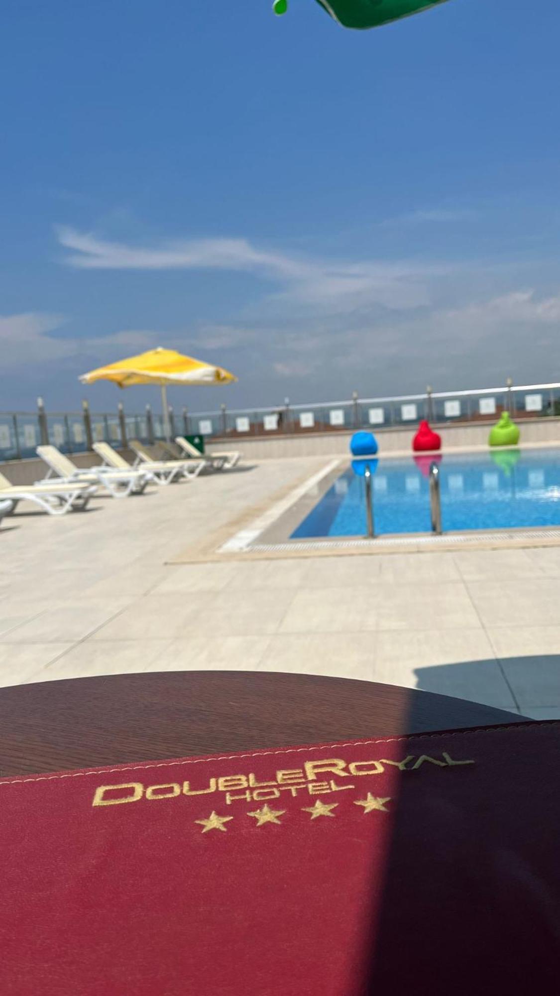 קוג'לי Double Royal Hotel מראה חיצוני תמונה