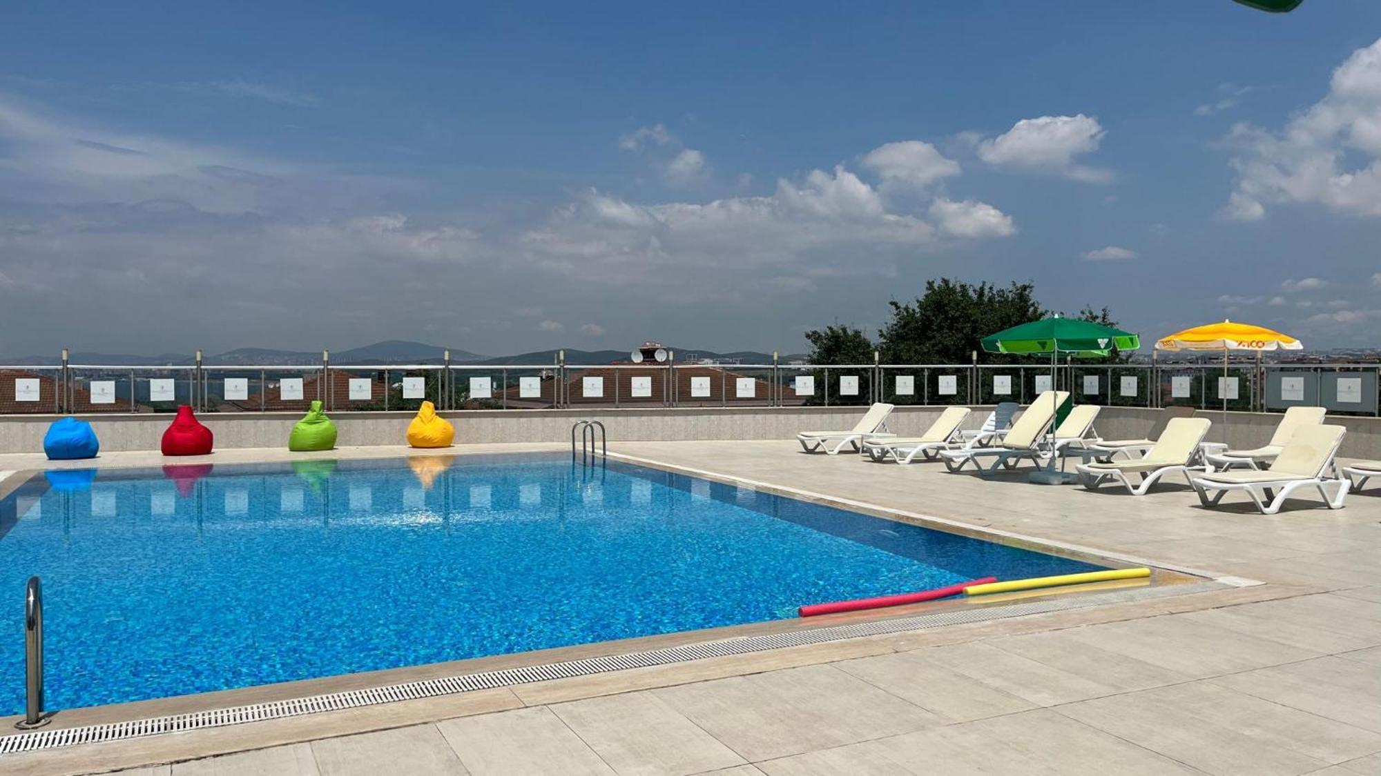קוג'לי Double Royal Hotel מראה חיצוני תמונה