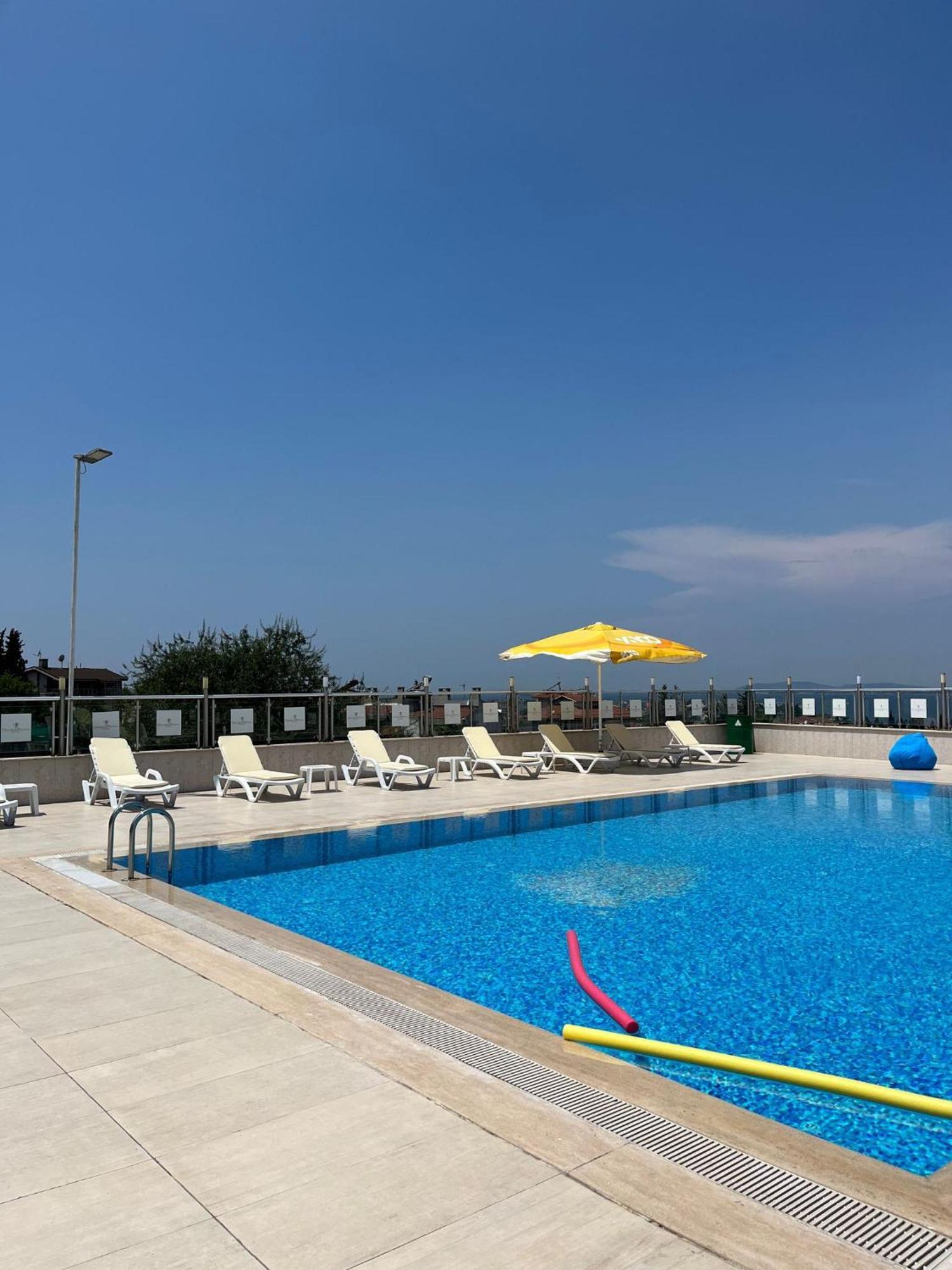 קוג'לי Double Royal Hotel מראה חיצוני תמונה